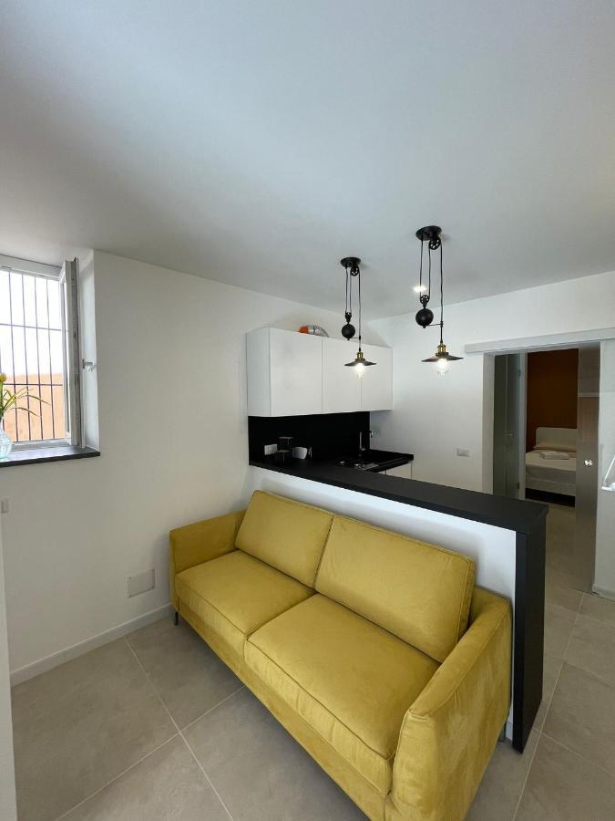 La Nicchia Apartment เชฟาลู ภายนอก รูปภาพ