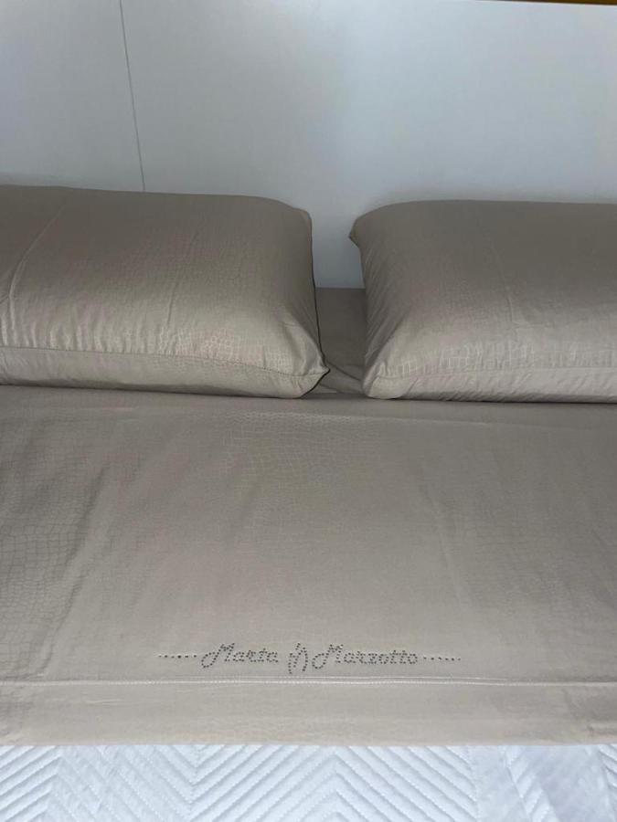 La Nicchia Apartment เชฟาลู ภายนอก รูปภาพ