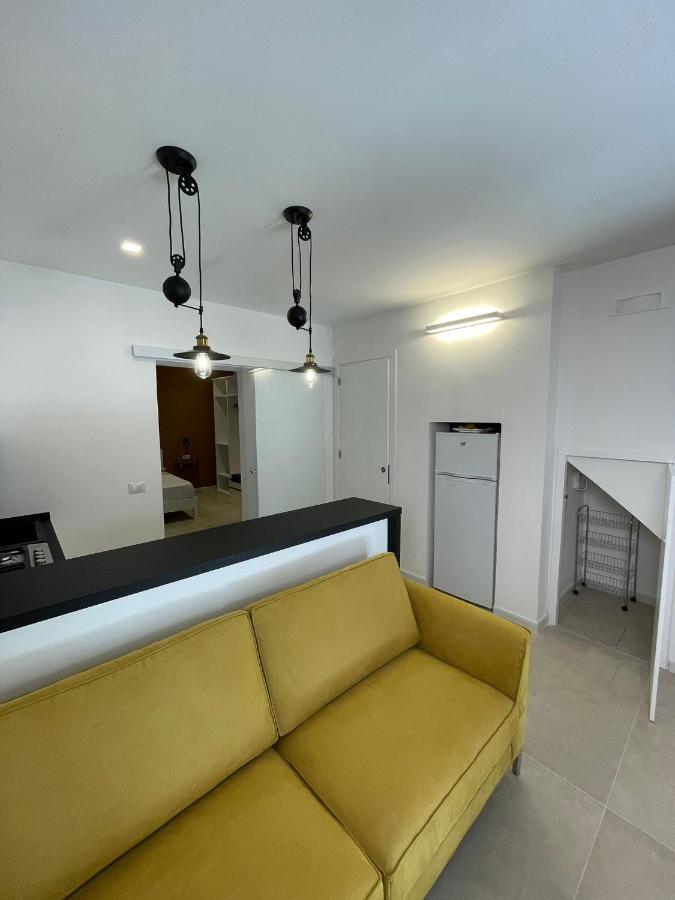 La Nicchia Apartment เชฟาลู ภายนอก รูปภาพ
